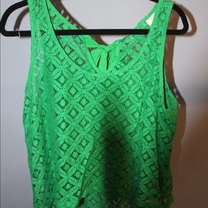 Kelley green bow top